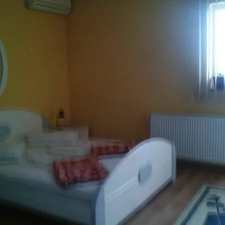 Popas Paradis 3*