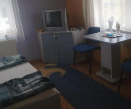 Popas Paradis Πανσιόν